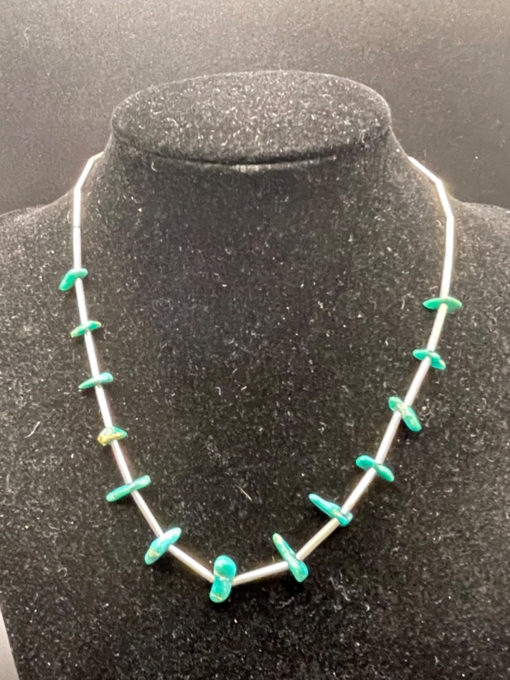 Vintage Liquid Silver Turquoise Nugget Choker Necklace 15"